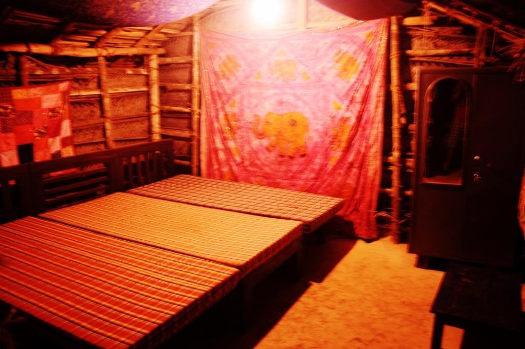 Nirvana Nature Otel Gokarna  Oda fotoğraf